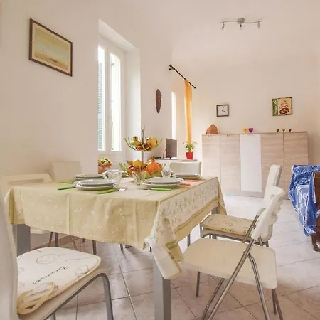 Stunning Home In Molini Im With 3 Bedrooms And Wifi